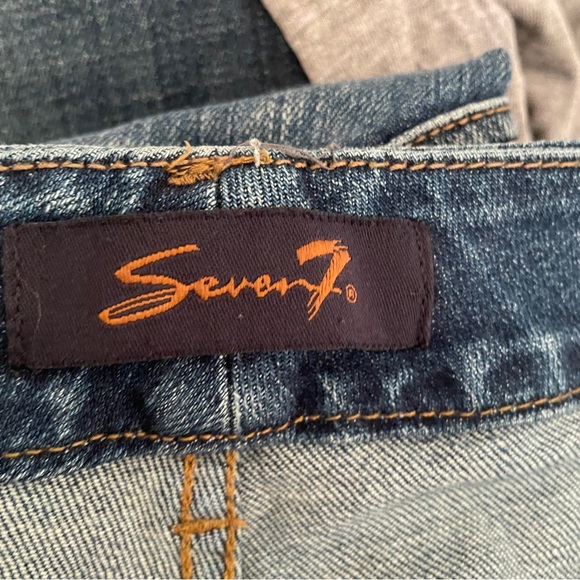 Seven7 Denim Medium Wash Mid Rise Distressed Boot Cut Blue Jeans Size 8 - Picture 4 of 6